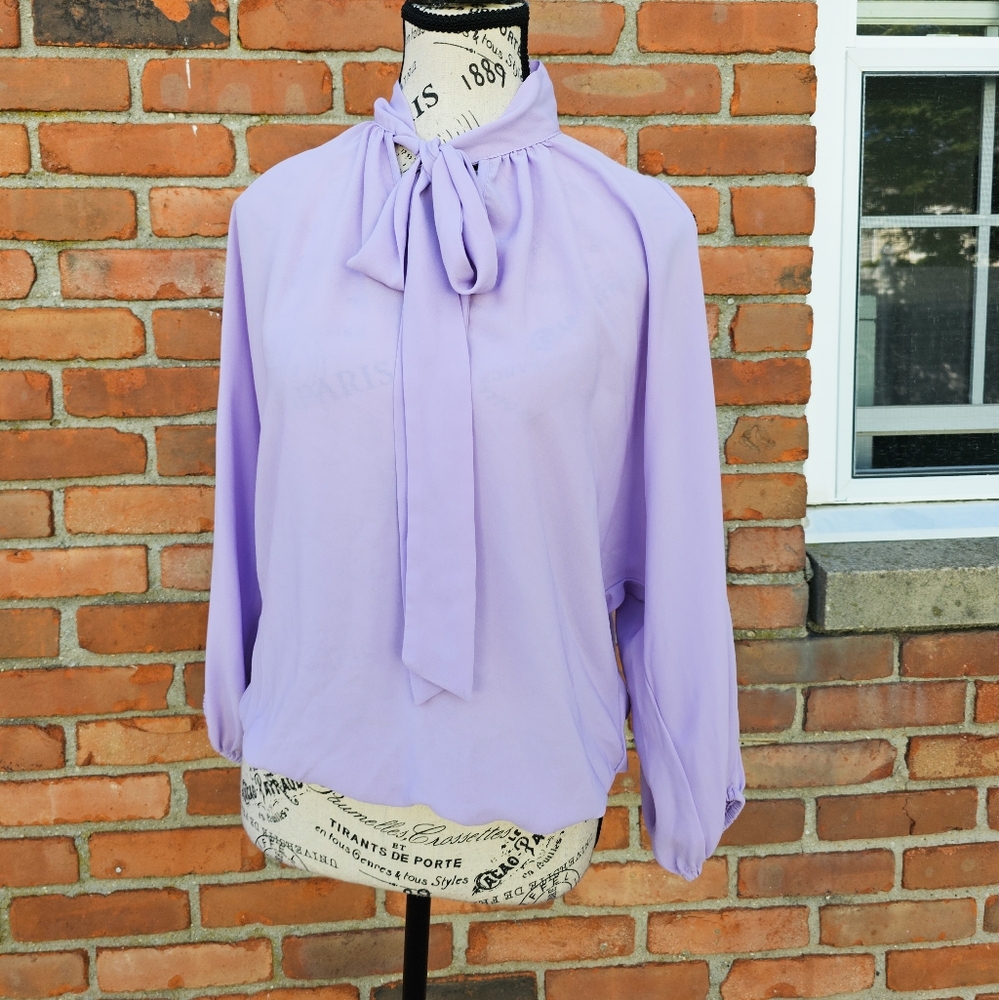 New York & Company Lilac Bow Neck Cold Shoulder Blouse Sz S